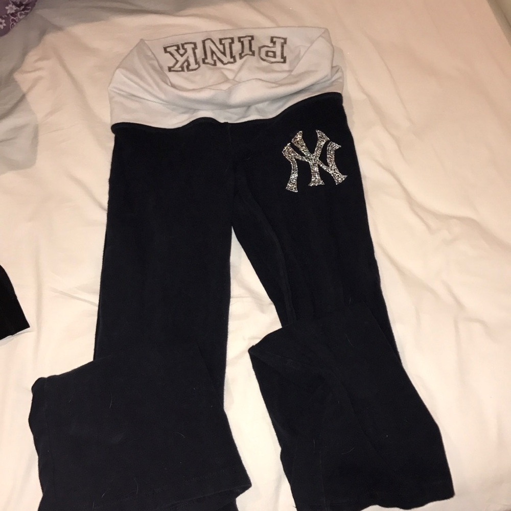 Victoria secret pink yankee yoga pants